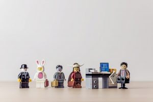 員工績效管理系統(tǒng)與企業(yè)戰(zhàn)略的深度融合：實現(xiàn)雙贏發(fā)展的路徑